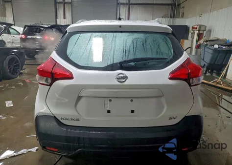 2018 Nissan Kicks S из США, поврежденный, VIN 3N1CP5CU4JL535313